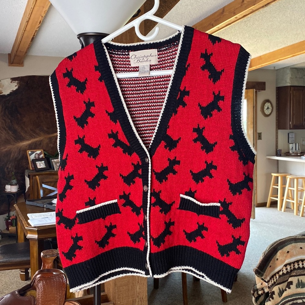 Large vest with dogs